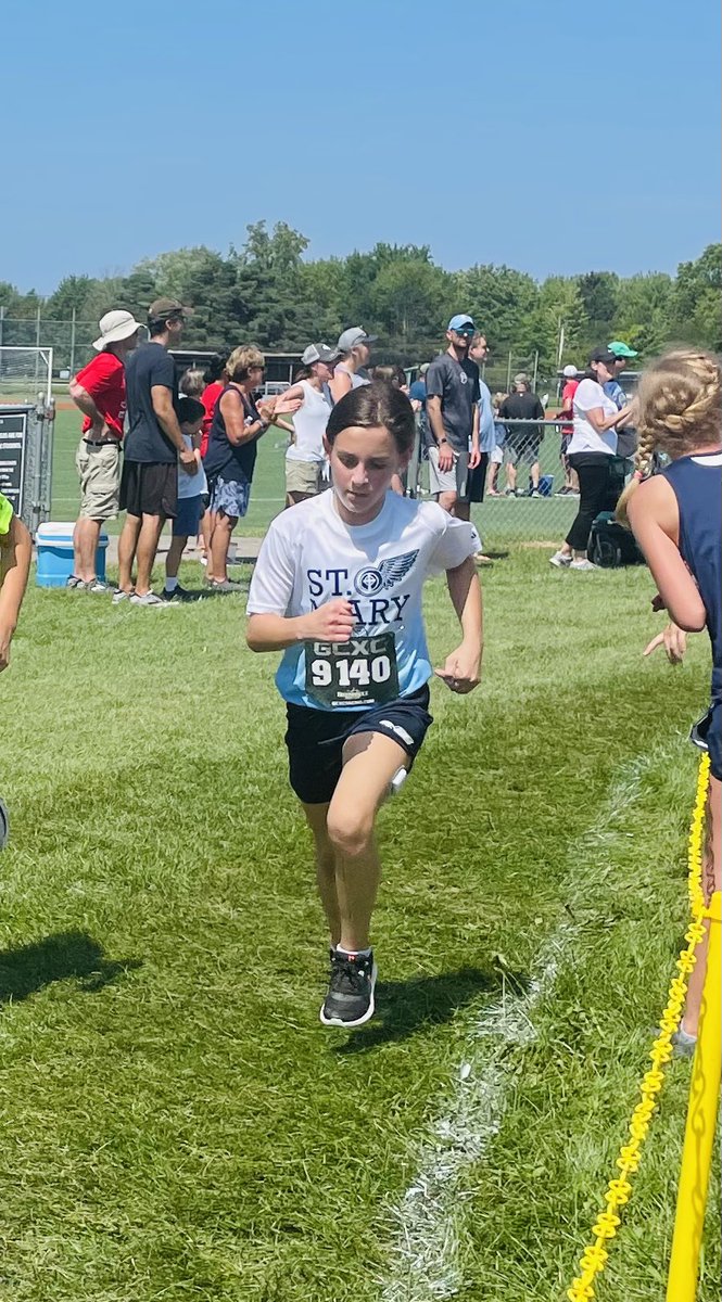 InspiredByIsa's tweet photo. Today is Isa’s 9️⃣th Diaversary…9 years of living w/type 1 diabetes. Today she ran in her first cross country meet of the season and placed 11th out of 77. How’s that for not letting type 1 stop her? 💙👏🏻⭐️ #t1d #t1dlookslikeme https://t.co/kvRzDGQarU