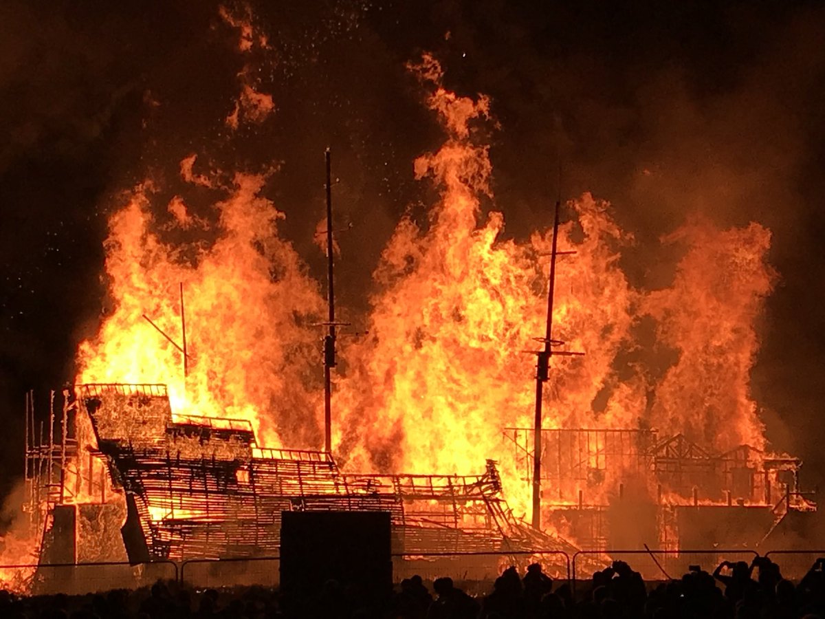Claire Manning (@itvclairem) on Twitter photo It’s a bit hot here in Torrington right now.... Goodbye #Mayflower <a href="/GTCavaliers/">Torrington Cavaliers</a> <a href="/itvwestcountry/">ITV News West Country</a> It’s a bit hot here in Torrington right now.... Goodbye #Mayflower <a href="/GTCavaliers/">Torrington Cavaliers</a> <a href="/itvwestcountry/">ITV News West Country</a>