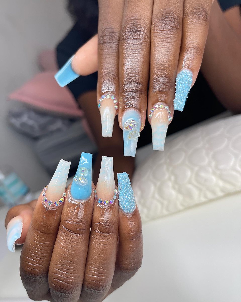 YiasiaL's tweet photo. beary blue 🧸🧸🧸 appointments available 🥰 link in bio to book #uscu #uscupstate #spartanburgsc #greenvillesc #nailtech #scnailtech https://t.co/kB7cJL9txZ