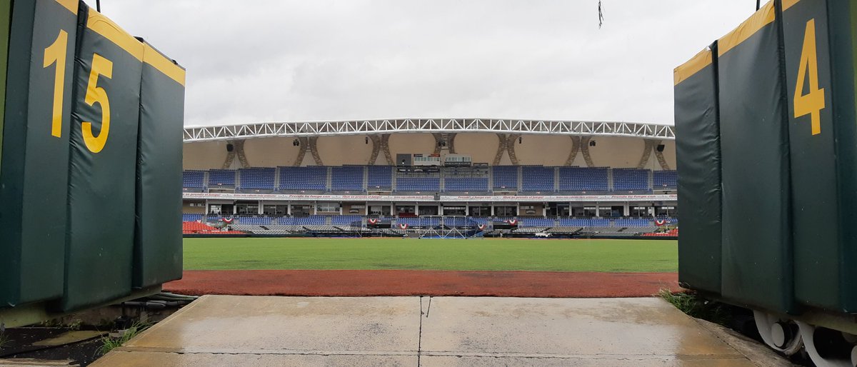 luisquinones90_'s tweet photo. Llueve en Guadalajara previo al segundo juego entre @TorosDeTijuana y @MisMariachisGDL por la #SerieDeCampeonato de la #ZonaNorte de la @LigaMexBeis ⚾🇲🇽. Desde las 6:25 pm por @TUDNMEX 

#LMB #LMBEnTUDN #PlayOffLMB https://t.co/qvRPgmkxRG