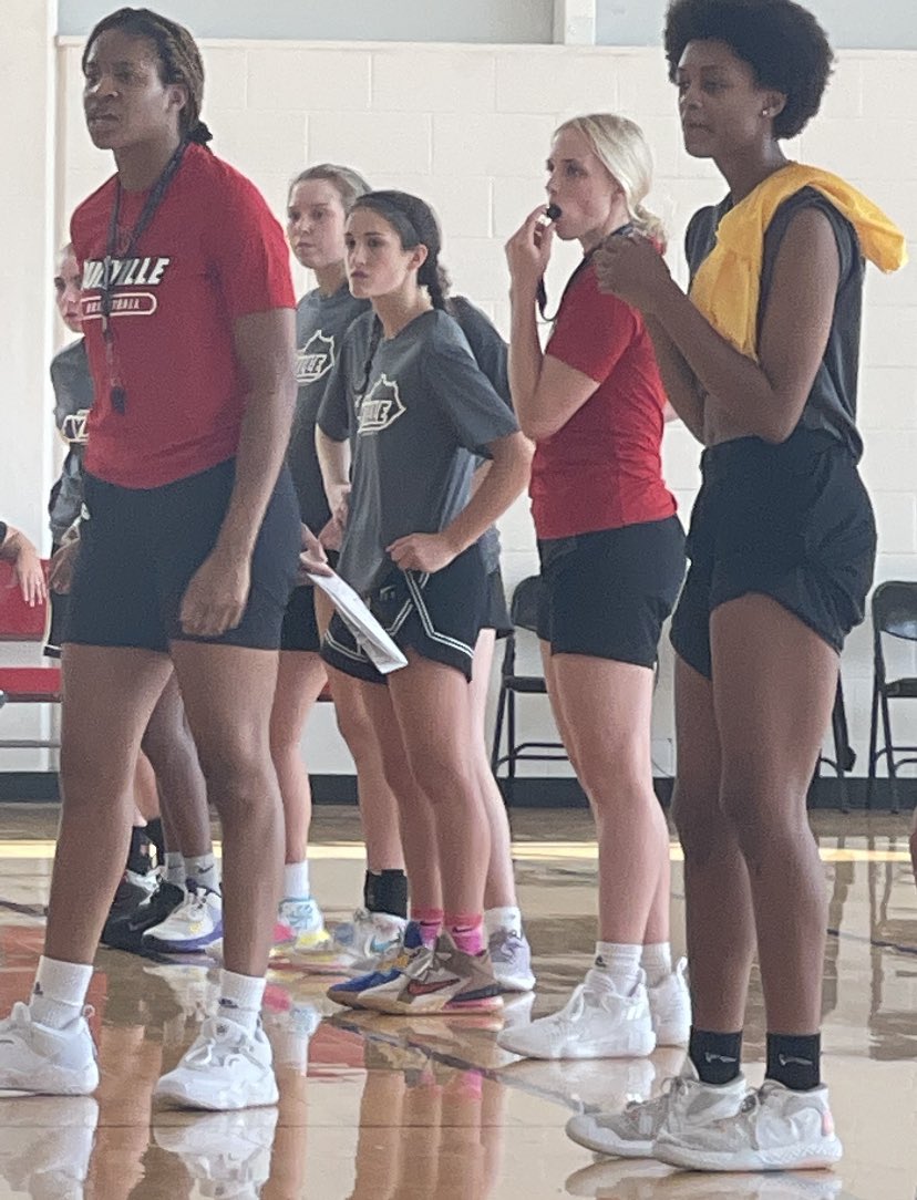 haley combs tweet media