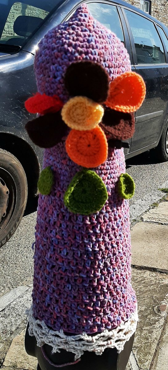 Dales today, ended up Middleton on Teesdale for a seafood lunch at pub in heart of farmer-land. Caravan park #Springfieĺd is edge of town. Heard  thunder of Vintage Norton and brace of BSA biggies.  Special day!
<a href="/CaravanLarry/">Caravan Larry</a> 
#beingThere
<a href="/MickLum/">Mick Lumley</a> 
@CattCaravans 
<a href="/rytonjon1/">rytonjon</a>