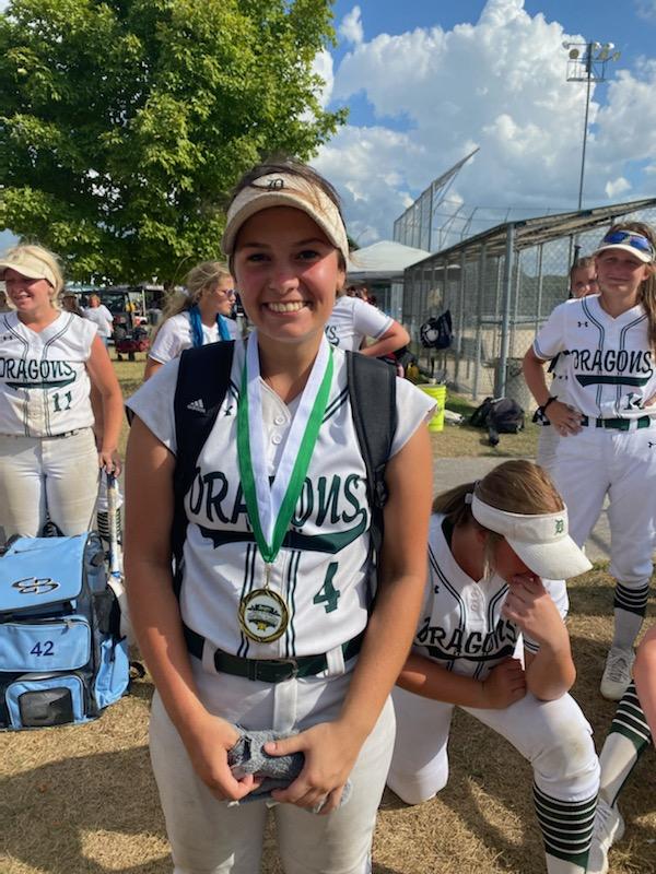 🌽When something works, it works🌽 
Put those hands together for the All-Team Tournament Player, Emily Sampson 🏅 🍽️🥎🦇
📣🪅🥳🎊🎉🤝