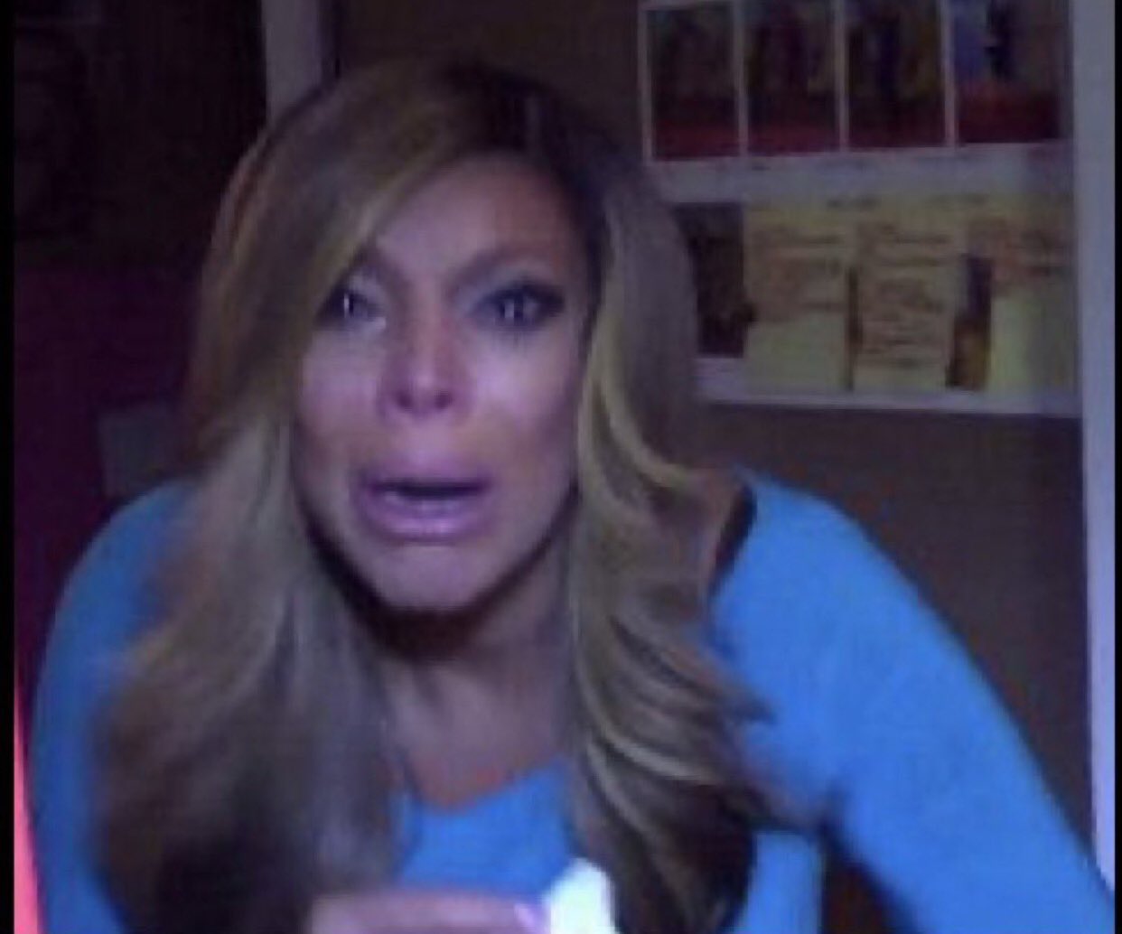 E96NwDFWQAYgldd?format=jpg&name=large