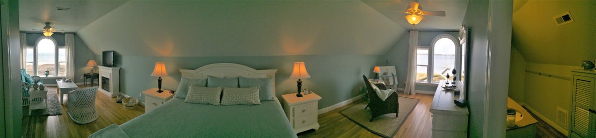 AccessTheBeach's tweet photo. #RentalSpotlight - 'Bay and Beach' - North Topsail Beach

Enjoy the best of both worlds at “Bay and Beach”! Extraordinary views of both the Atlantic Ocean and Intracoastal Waterway can be enjoyed from every level of the house. This unique unobstructed o... https://t.co/dioACOPnc4 https://t.co/yMI46XKfzT
