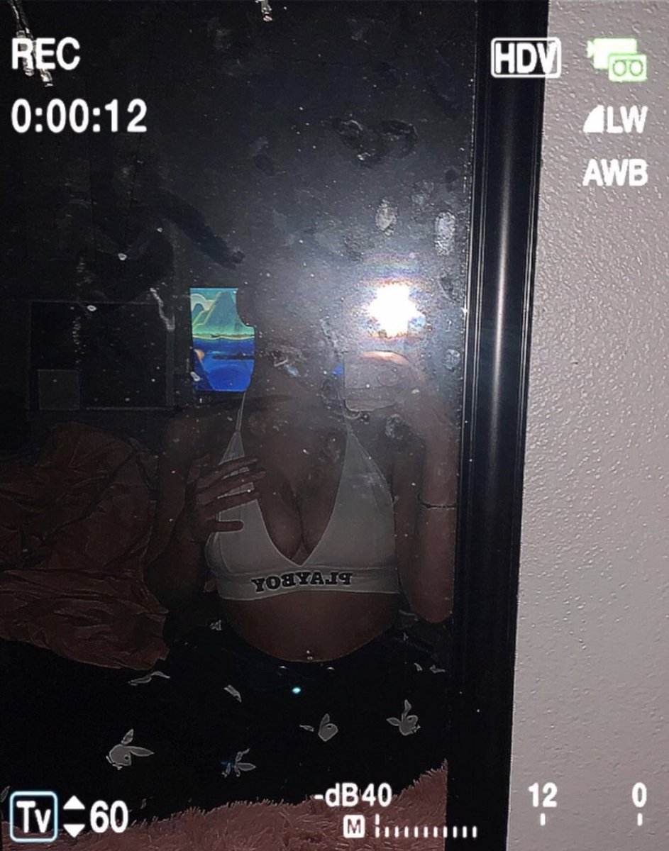 GChealsea's tweet image. A body like mine you can’t resist