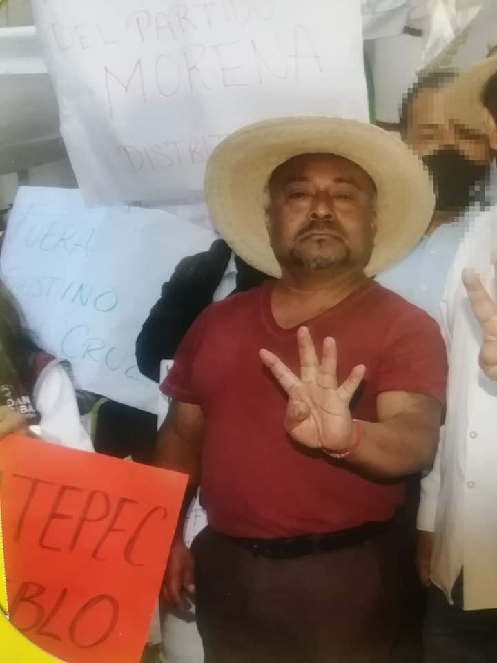 MProdemocratico's tweet photo. Movimiento Prodemocrático esta de luto
Lamentamos la perdida de un gran luchador social  CARLOS GERMÁN LUNA CRUZ un gran líder , compa��ero, amigo, esposo y padre de familia que realizó muchas mejoras en diversas comunidades, personaje valiente,culto, respetable y admirable https://t.co/of996PIk2v