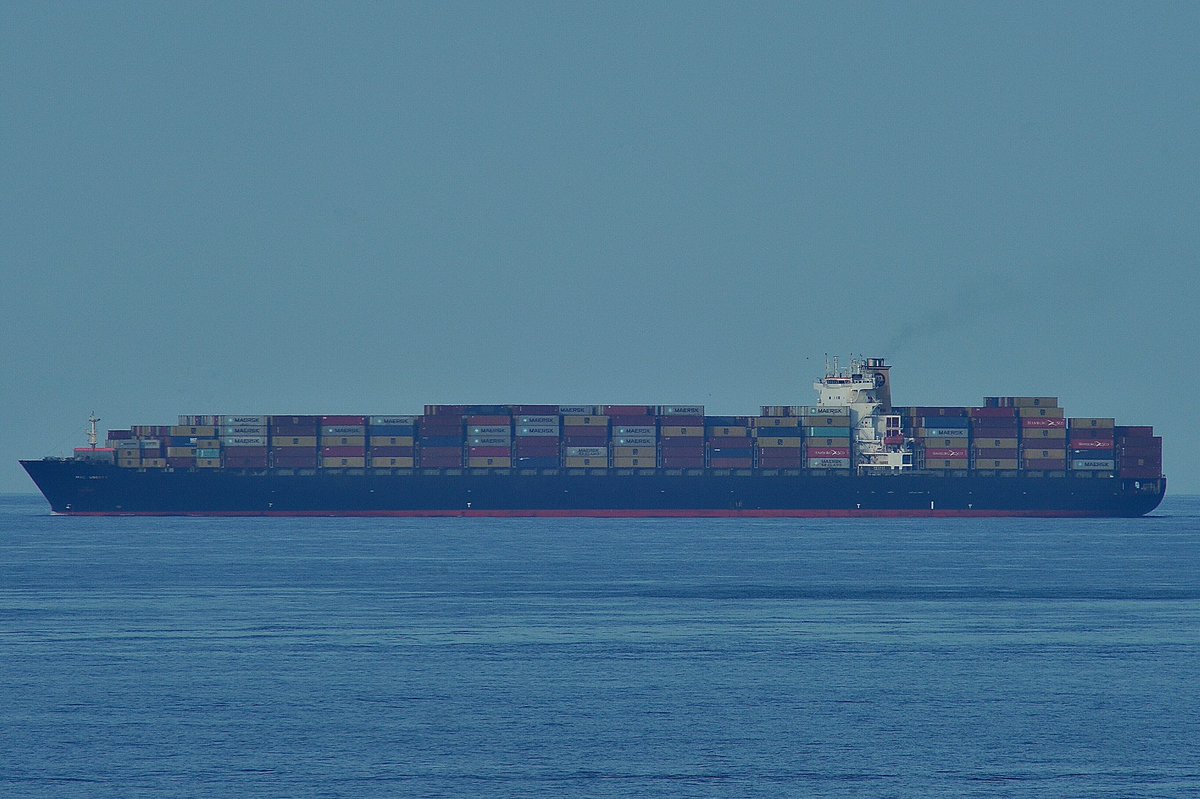 johnmorgan726's tweet photo. The MSC UBERTY, IMO:9337444 en route to Baltimore, Maryland @BShipspotting @BaltoChes flying the flag of Liberia π±π·. #MSCUberty #ContainerShip #ShipsInPics https://t.co/XC4unvvMHw