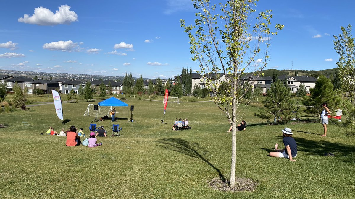 Crestmont Community tweet media