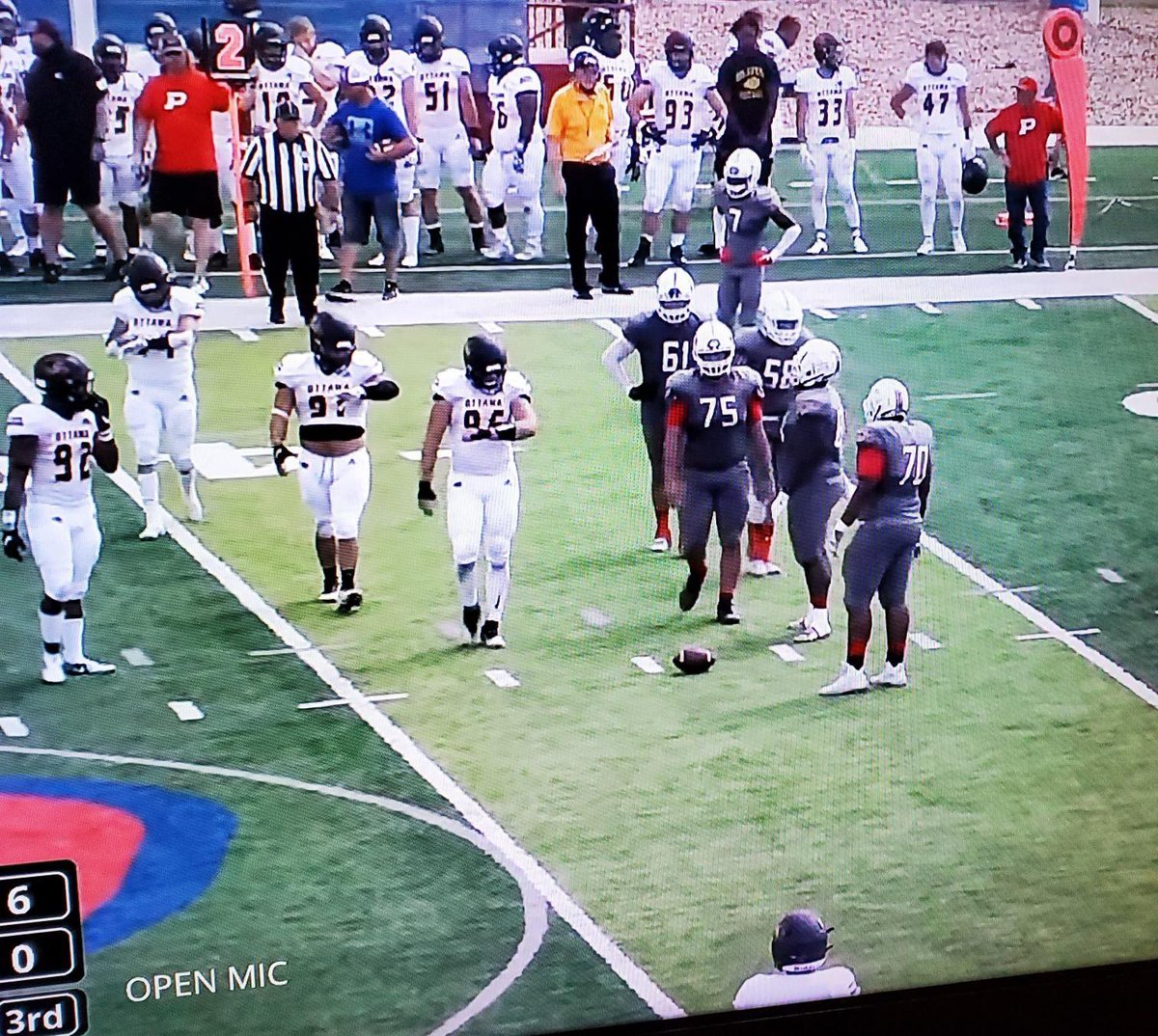 CoachNickDavis's tweet photo. SpreadD had a lot of fun today! #SpreadD #KansasMayhem https://t.co/gBBYGGz0vJ