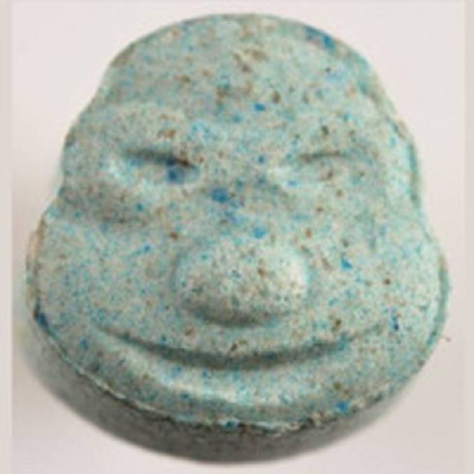 slow_drying's tweet photo. Refuses vaccine but will snort this product made by this dude https://t.co/niAVi5Mt0j