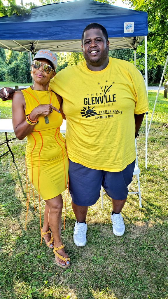 swimbaby5's tweet photo. Yeah, that was another level of #fun...
#GlenvilleFestival was lit 🔥
& I had a blast cohosting w #SilverB & #FattyBanks
💯💋🎈
Thank you🙏 @HairstonCCC10
❤️ #myGlenville
Gladys Knight & The Pips - Bourgie Bourgie (Francesco Cofano Re-Edit) #SoundCloud
https://t.co/i1gbMIGvgl https://t.co/id1pucrblj