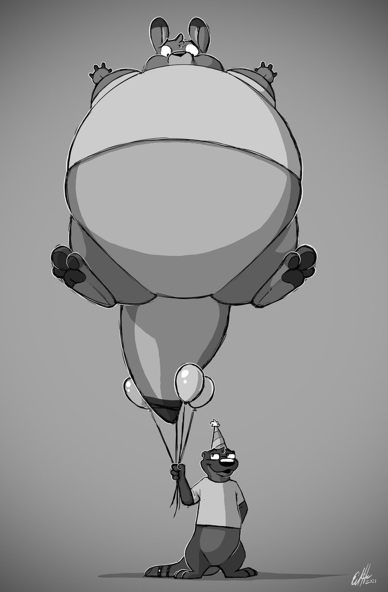 ozkangaroo's tweet photo. It's my Birthday!
I just wanted balloons, I guess @Mozee misunderstood me.

I'm sure he'll let me down for some cake. Right?

Love you momo! Thank you to everyone for the birthday wishes today. ^_^ https://t.co/h3IWjMLRy0