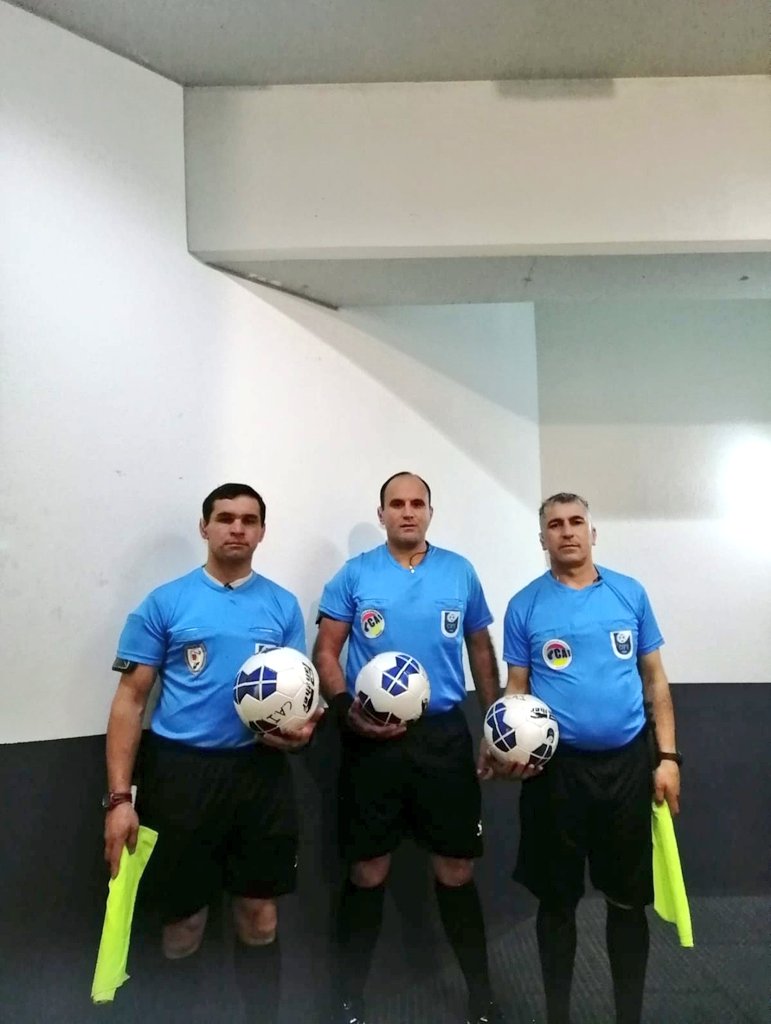 ALACANCHA2's tweet photo. Hoy dio comienzo la edición N° 17 de la Copa de Clubes organizado por @OFIUruguay y arbitros de la región tuvieron actividad. Fabian Araujo y @guillermosuar fueron parte de la terna q impartió justicia en el empate a 1 entre Ituzaingó de Maldonado y Progreso de Atlantida. https://t.co/74ciaPe93x