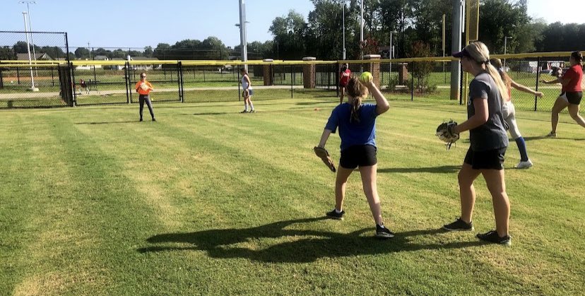 Boiling Springs Softball Hosts First Youth Camp On Saturday <a href="/BSSportsJournal/">Boiling Springs Sports Journal</a> <a href="/AthleticsBSHS/">BSHS Athletics</a> <a href="/Softball_BS/">BSHS Lady Bulldogs Softball</a> 

boilingspringssportsjournal.weebly.com/boiling-spring…