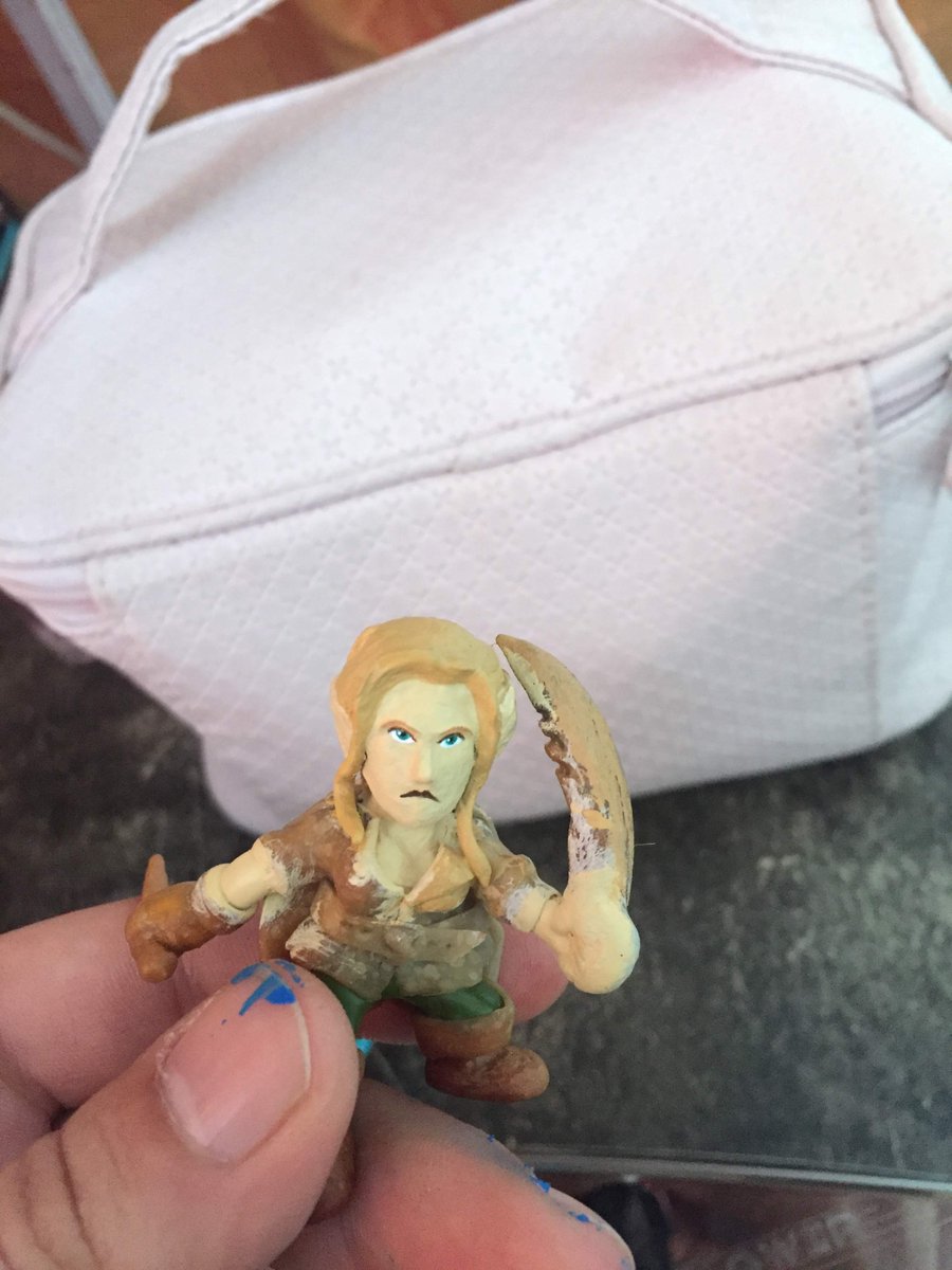 jorjibosco's tweet photo. selamlar herkese, hazir tweet tutmusken ulasabildigim kadar cok kisiye ulasmak icin belirtmek isterim; oyuncak yapiyorum. kil ile modelleyip, kalip alarak plastik dokuyorum. yakin bir tarihte de bir shop acip satisina baslayacagim, belki ilginizi ceker ^^ https://t.co/FhbyKOhwI6