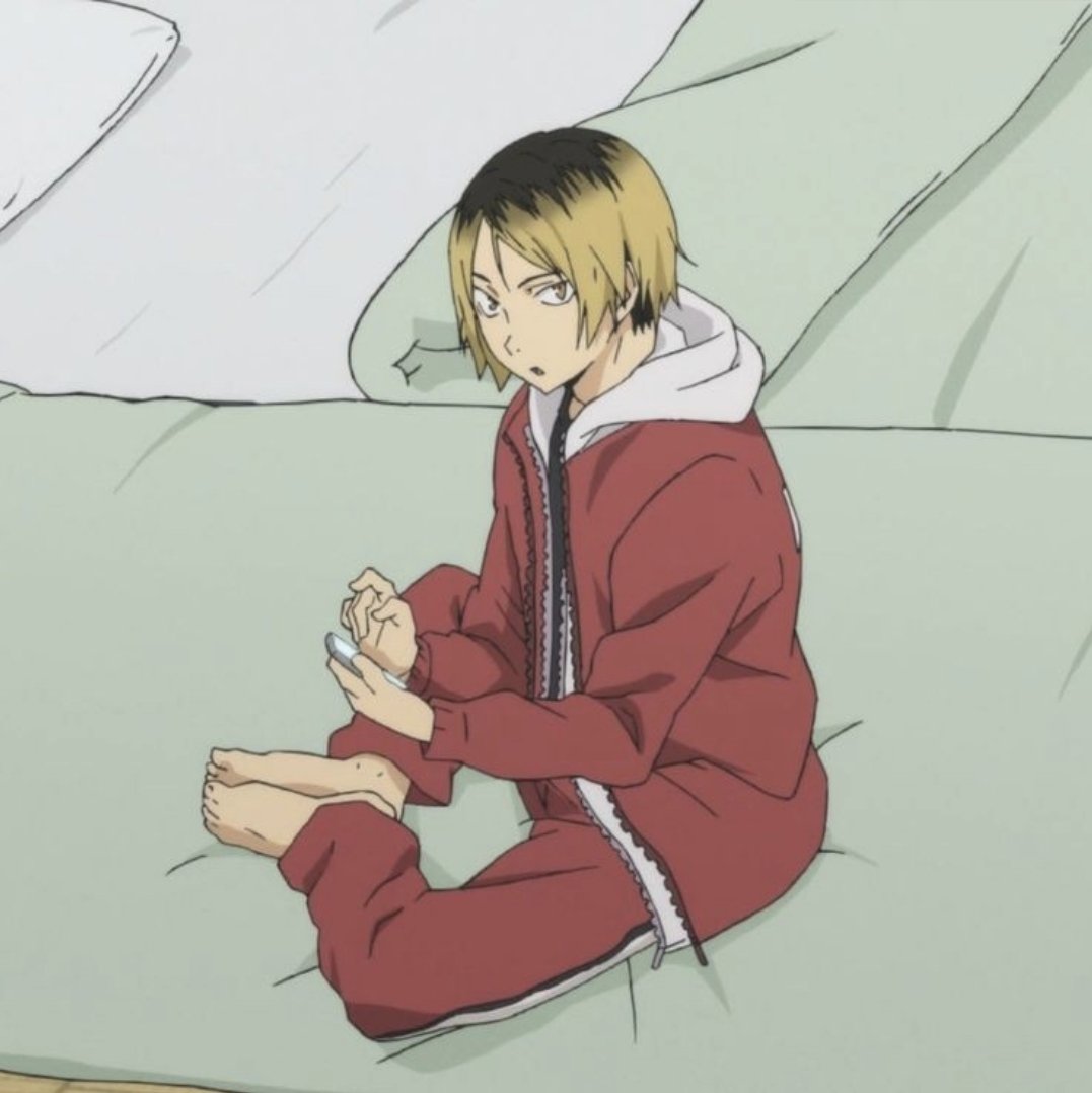 DenovoSapoha's tweet photo. Nunca é tarde demais pra flopar 🤡

"Não sou bom com pessoas e não gosto de interagir com elas." 
-Kenma Kozume 🐈

#animeselca #selcaday #selcaanimeday #Haikyuu #kenmakozume https://t.co/kSMdTQxv6z