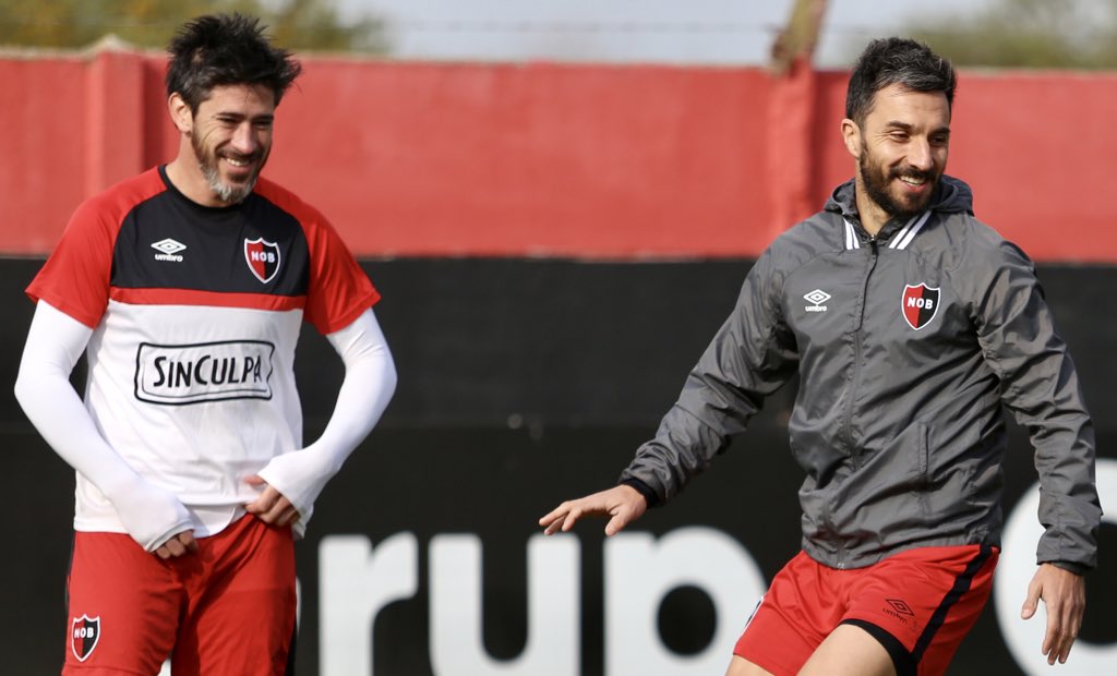 E96puPbXsAIO5Q3?format=jpg&name=medium