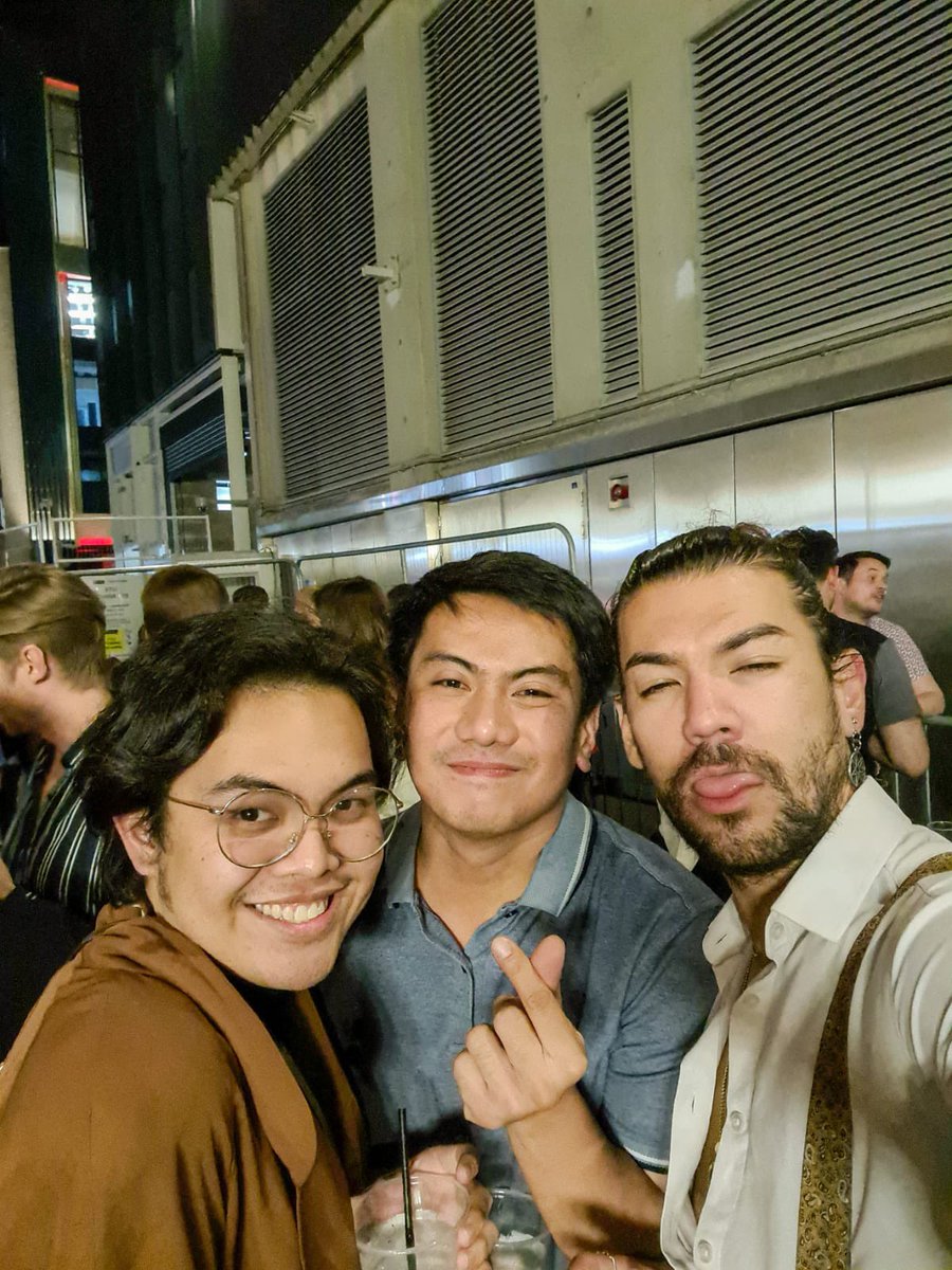 enzodeeldn's tweet photo. Third nightโs a charm! @msg_jacob #GAYLate https://t.co/Iigkb40fGZ