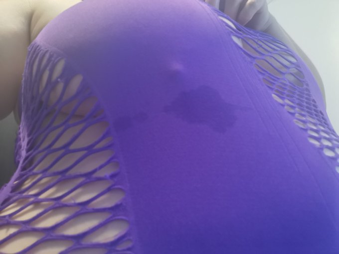 Tryna look presentable to get on cam and then my boob sweat is like.... https://t.co/KKYCVxLXDj<a href="/tag/bbw"class="tags"><span>#bbw</span></a>