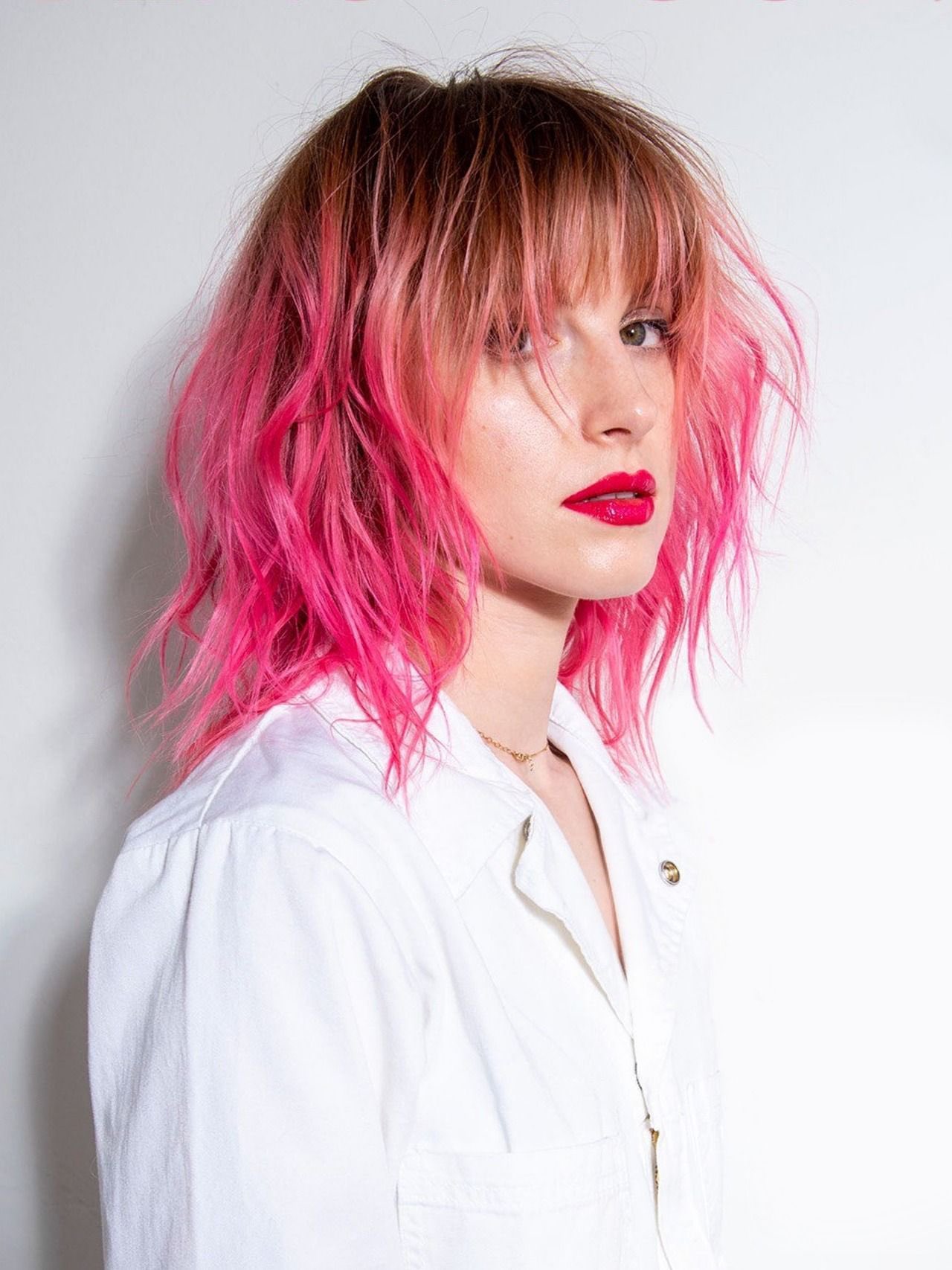 hayley williams pink and orange hair