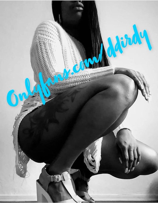 Come and take a lil peak 🙈  At this freak a leak  And see just..... How naughty I just might be 😜🍫💦   https://t