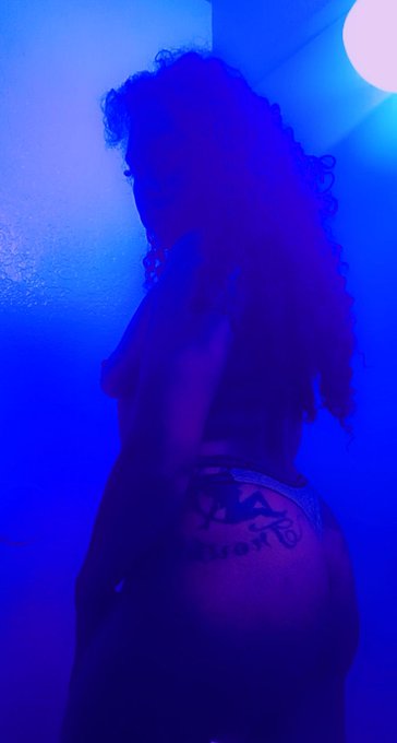 Come and take a lil peak 🙈  At this freak a leak  And see just..... How naughty I just might be 😜🍫💦   https://t