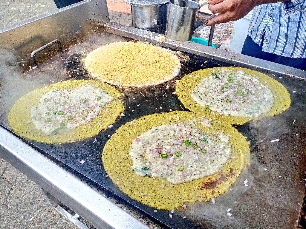 yov_jakie's tweet photo. #AndhraMess #ChennaiFood
Onion podi, Upma Pesarattu
Dedicated to @babusathishs https://t.co/qS8QdbwmLz