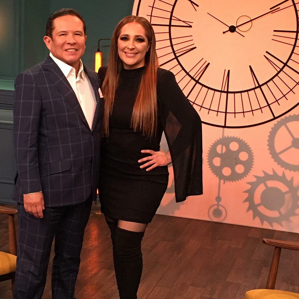 MyriamMonteCruz's tweet photo. Gracias!!! a mis muy queridos fans y a mi público hermoso!!! por siempre tener un lugar para mi el más importante en su corazón❤ahí siempre voy a estar, logramos llevar esta tendencia a #3 Gracias!!! @GAINFANTE por brindarme tu espacio de igual manera a @ImagenTVMex @elminutoque https://t.co/UUDuvtwh1w