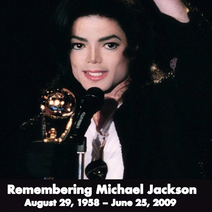 WORLDMUSICAWARD's tweet image. Remembering the One &amp;amp; Only #MichaelJackson, on what would have been his 63rd Birthday!❤️🌹🕯️👑
#KingofPop