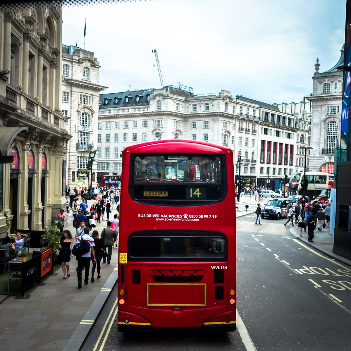 muddrops's tweet photo. Bus - Think of London, a small city.
#nftcollectors #nft #nftcreator #nftart #nftphotography #hicetnunc #hicetnunc2000 #muddrops #opensea #Tezos #tezosart #tezosnfts #cryptoart #DigitalAssets https://t.co/AsMHnRhMze