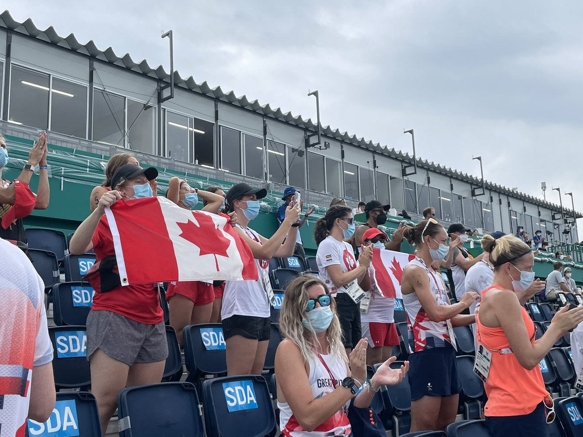 Devin_Heroux's tweet photo. The Canadian flag flies again in Tokyo. 

Stefan Daniel gets his bronze medal after a gutsy, gruelling triathlon. 

It’s his second medal at the #Paralympics https://t.co/IyfzyOB3zv