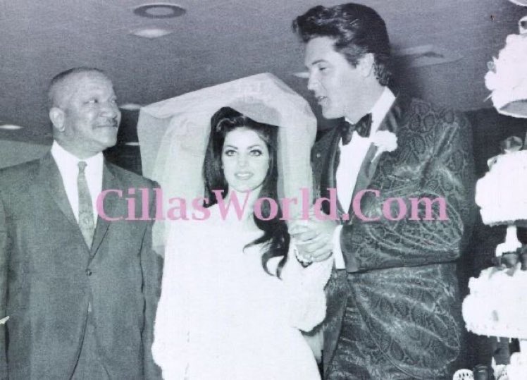 Super70sSports's tweet photo. If anyone has any lingering questions about Elvis’ greatness, I’d just like to point out he invited Redd Foxx to his wedding. https://t.co/m2sE6LiS8G