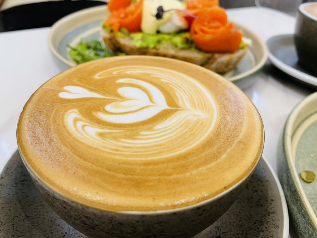 dotdotnews111's tweet image. #早安
#goodmorning 

Your life does not get better by chance, it gets better by change. ❤️