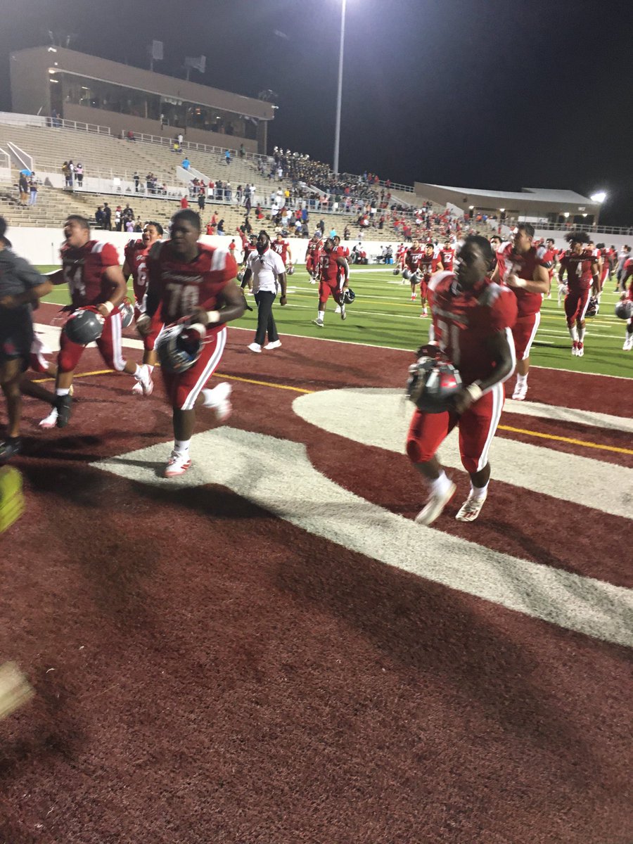 DeanColbert5's tweet photo. Congratulations to the MacArthur Generals Varsity Football Team for their Big 20-14 Win vs Ft. Bend Austin!  Go Big Red! ⁦⁦@AthleticsAisd⁩ ⁦@AldineSports⁩ ⁦@drgoffney⁩ ⁦@KatyRoede⁩ https://t.co/rqRAPRzhJM
