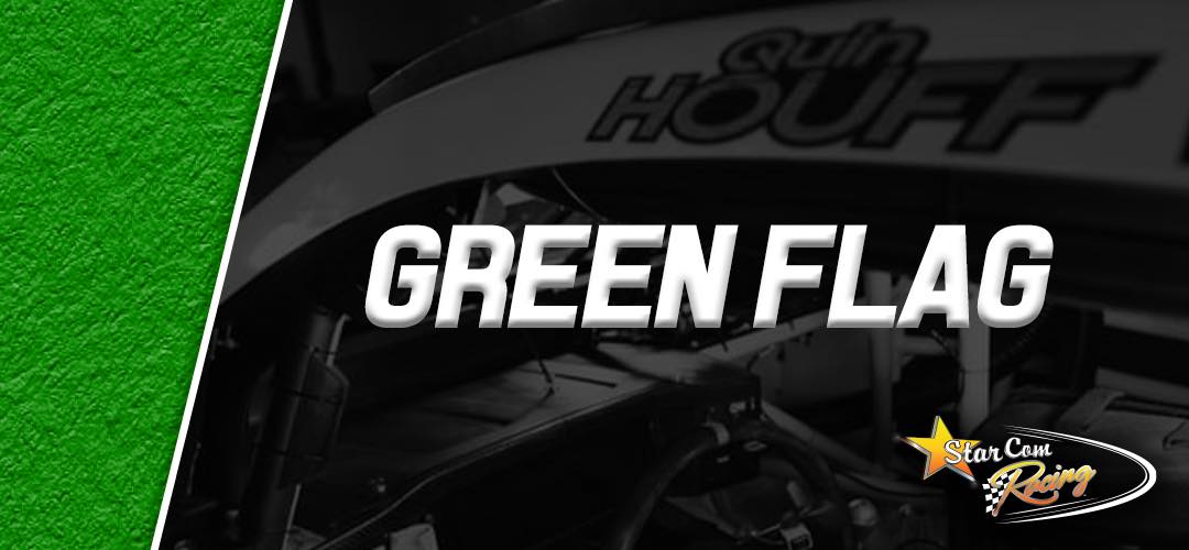 StarcomRacing's tweet photo. Back to green!
#z00m #GetaUnit #CokeZeroSugar400 #UNITSStorage https://t.co/BIGNXITS02