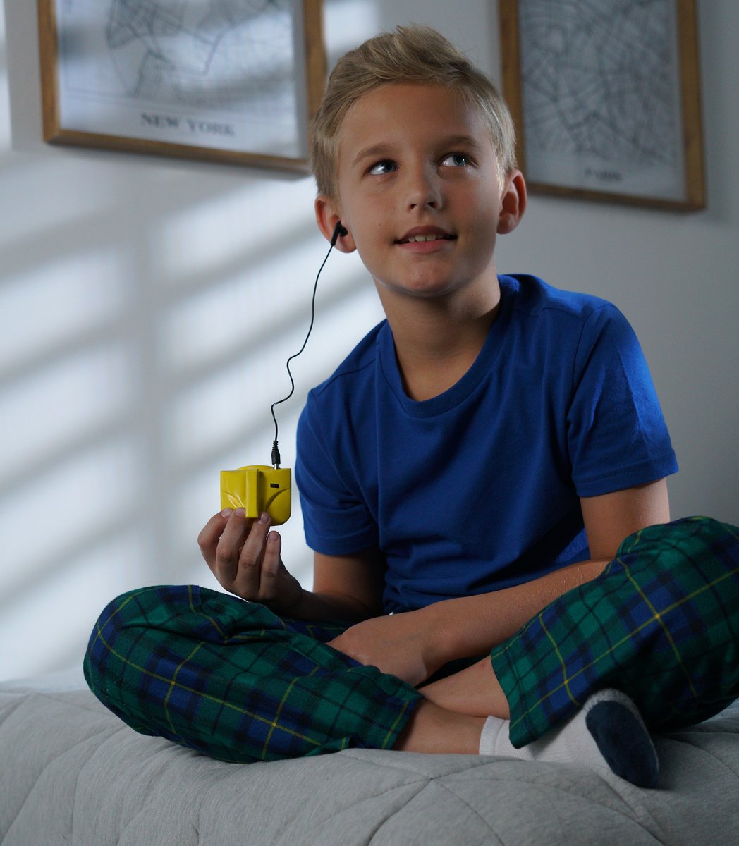 SpybotsToy's tweet image. Set #RoboEar to patrol an area &amp;amp; pop in his earbud to listen to everything going on where you placed him. This #Spybots cybernetic #security #robot is coming to a store near you. SEE THE COMMERCIAL! bit.ly/3s77Jz4 😎 #toyrobot #securityrobot #securityguard #securityforce