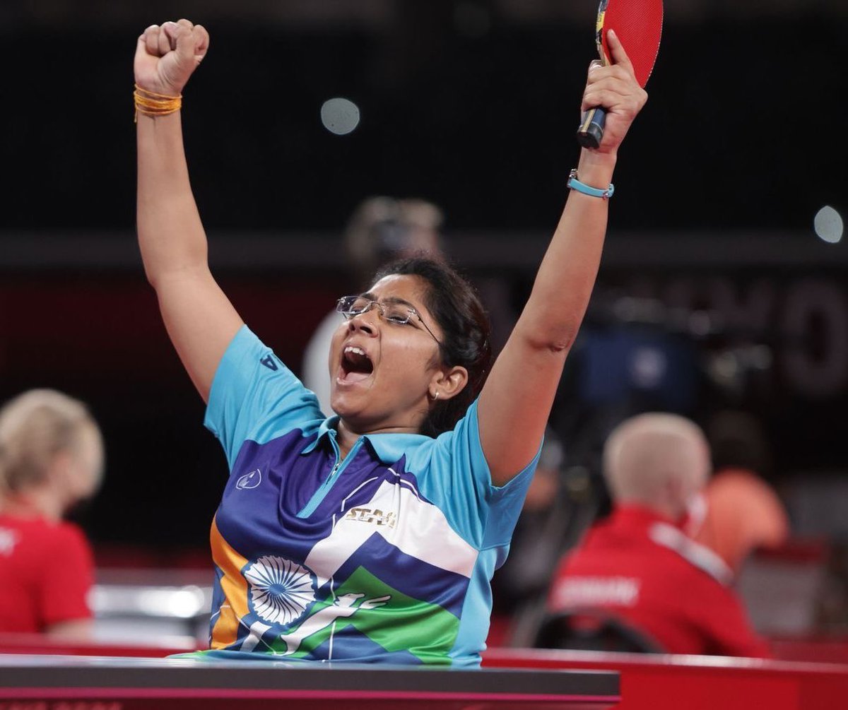 SILVER FOR BHAVINA 🥈 #BhavinaPatel goes down fighting to the World No.1 - China’s Zhou Ying in the Class 4 finals! 🇮🇳 0 - 3 🇨🇳 #TableTennis | #Tokyo2020 | #Paralympics