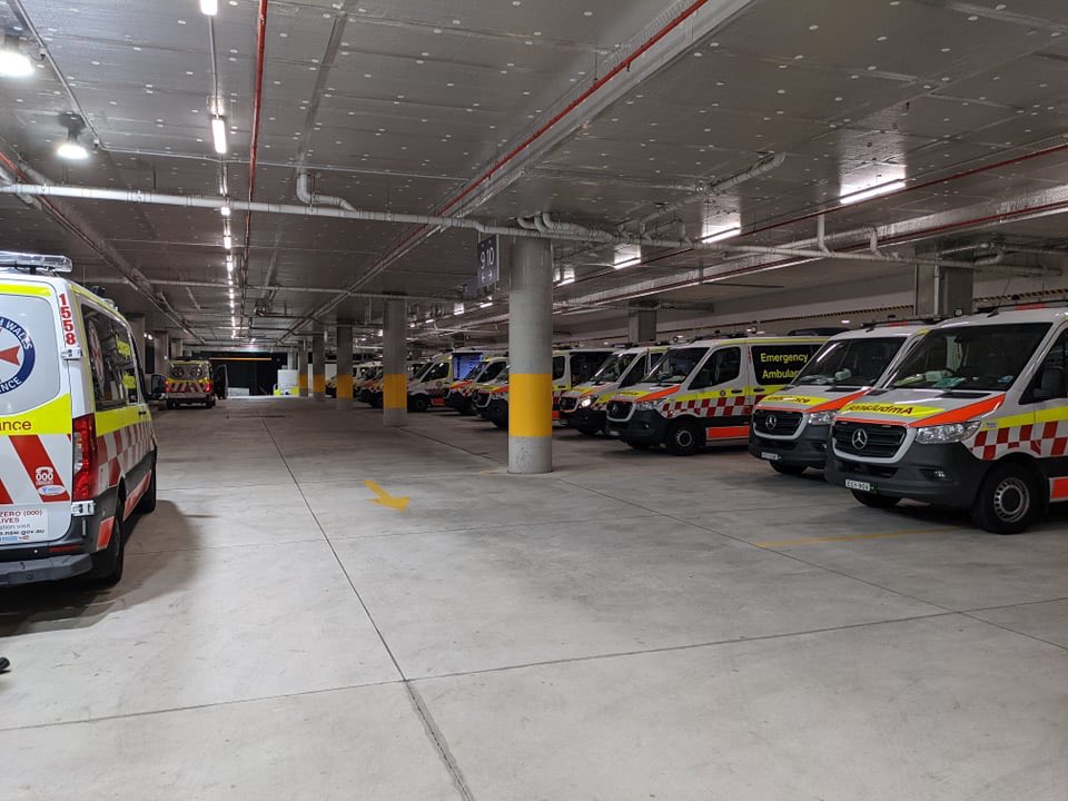 Westmead Hospital last night: 17 ambulances wait to offload patients. When Paramedics are stuck queueing at hospitals, it means we’re unavailable to respond when our communities call 000. We need improved capacity and better protocols for COVID patients now