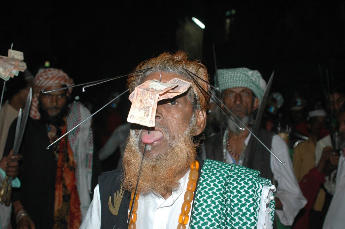 firozeshakir's tweet photo. The #Rafaee rituals of body piercing .
This is the genre I shoot in almost all faiths in India .
#Sufism I have not participated in these rituals though the Murshad was willing to teach me . https://t.co/Oc2tJKYxw4