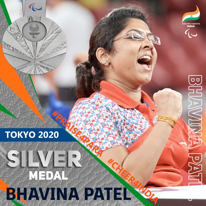 ParalympicIndia's tweet image. There you have it!!! 🥈✨🇮🇳
@BhavinaPatel6 wins the first medal of #Tokyo2020 @Paralympics for #IND !!!🏓 
On our #NationalSportsDay 🎉

#BhavinaPatel #silvermedal 🥈 #Praise4Para #Paralympics #UnitedByEmotion 

@Media_SAI @narendramodi @ianuragthakur @NisithPramanik @KirenRijiju