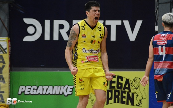 #METRO | DESPERTÓ LA BESTIA

Larre Borges derrotó a Unión Atlética y logró su cuarto triunfo al hilo. El Cuadriculado sigue sumando y trepa posiciones en busca de su objetivo.

✍️ <a href="/CRossiello32/">Claudio Rossiello</a>
📝 basquetcaliente.com/2021/08/28/des…