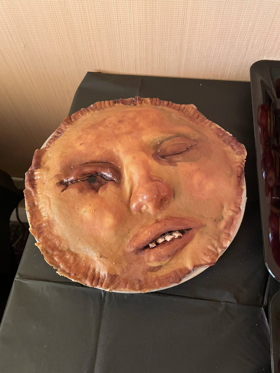 wiccaburr's tweet image. At the VIP party with celebs on the 13th floor and they really went all@out on the stuff. #crypt21 #crypticonseattle