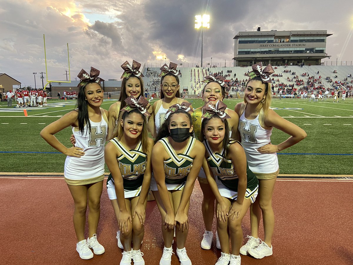 It’s game day!📣💚
#hfnd #NISDreunited 
@HolmesHuskyFB