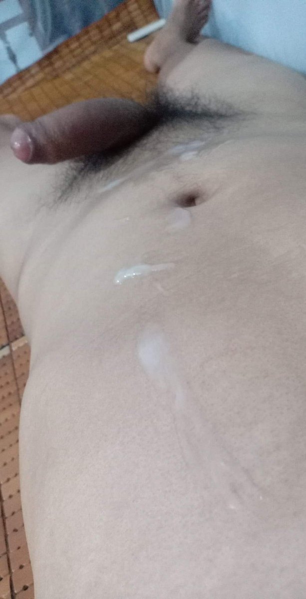 Sáng ra..tung tóe ướt cả bụng rồi