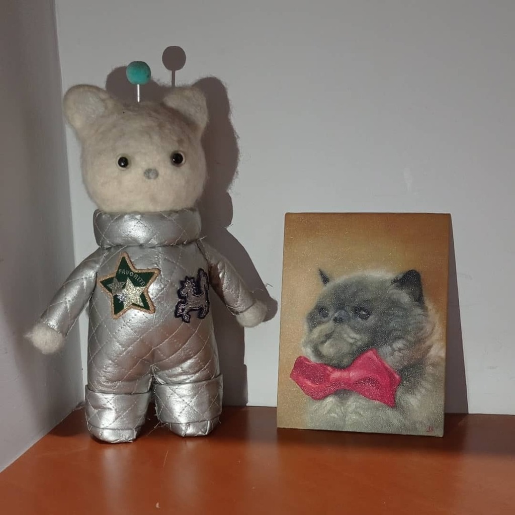 sonicgu's tweet photo. Hoy recibimos este hermosísimo regalo. Gracias, @aliceinbiereland. 💖✨
#LesterIsLester #Lesterysusamigos https://t.co/QqCkBKDlC6 https://t.co/PimrI22i3N
