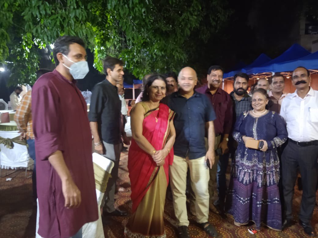 SumanRelan's tweet photo. It was grand, nostalgic and gala moments for all of us!
#Gratitude
@msisodia Sir
@uditprakash Sir
@shail2018 Sir
@PbpandeyB Sir
And Three Cheers for the #TeamBehind for creating such a powerful event, that gives us #MomentsToCherishForever! https://t.co/NVoAkR1bSa