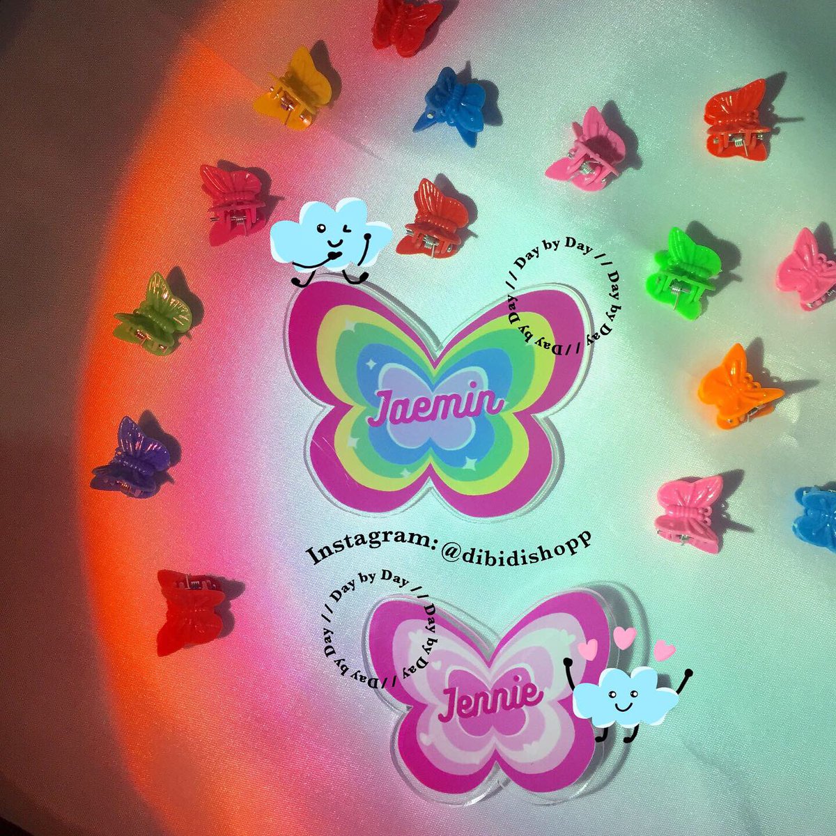 dibidishopp's tweet photo. PO Pop Socket Butterfly &amp; Heart Throb 🦋💗

Material acrylic 3mm
Variant: Original &amp; 3D Transparant
Price: 27,5k (Ori) &amp; 39,5k (3D trans)
Shop🛍: https://t.co/sW2n3AFMcg https://t.co/ToLLVS8EKJ
