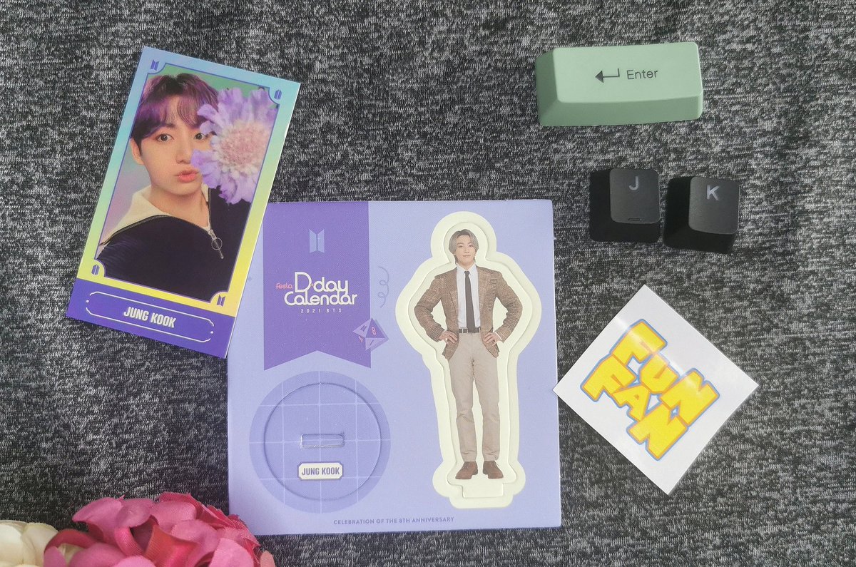funfanph's tweet photo. Here's our Jungkook birthday giveaway! 🎉 Win official JK Festa D'day items and some gifts from us 💜

👉RT, like and follow @funfanph
👉Comment your fave JK pic and tag a friend
👉ends in Sept 5 for 🇵🇭

Join now! #btsgiveaway
#JungkookBirthday
#jungkook #bts https://t.co/cghNtDfgrr