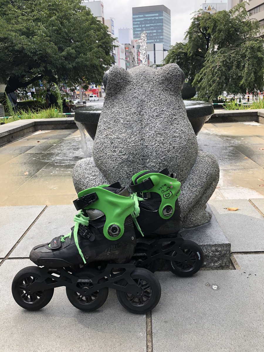 sk8er_trueno's tweet photo. #上野公園
#カエルの噴水 #カエル #🐸
#Ueno #park #uenopark #fountain #frog #fountainoffrog
#inlineskate #inlineskating #urbanskating #cityskating #cityrun
#seba #TRIX #custom #3x3wheels #3wheelskates #triskates #3wd #3x110
#powerslidebrand #spinnerwheels
#インラインスケート https://t.co/Aai6ktKpDm